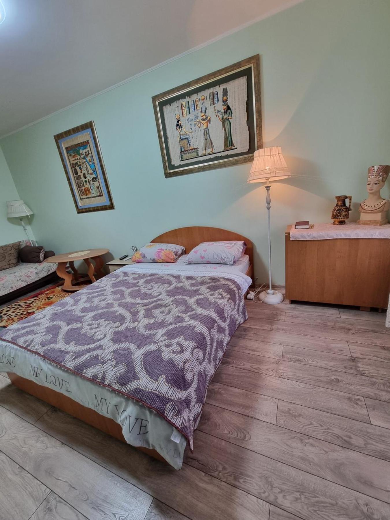 House Hotel Apartments 2 Rivne Ngoại thất bức ảnh